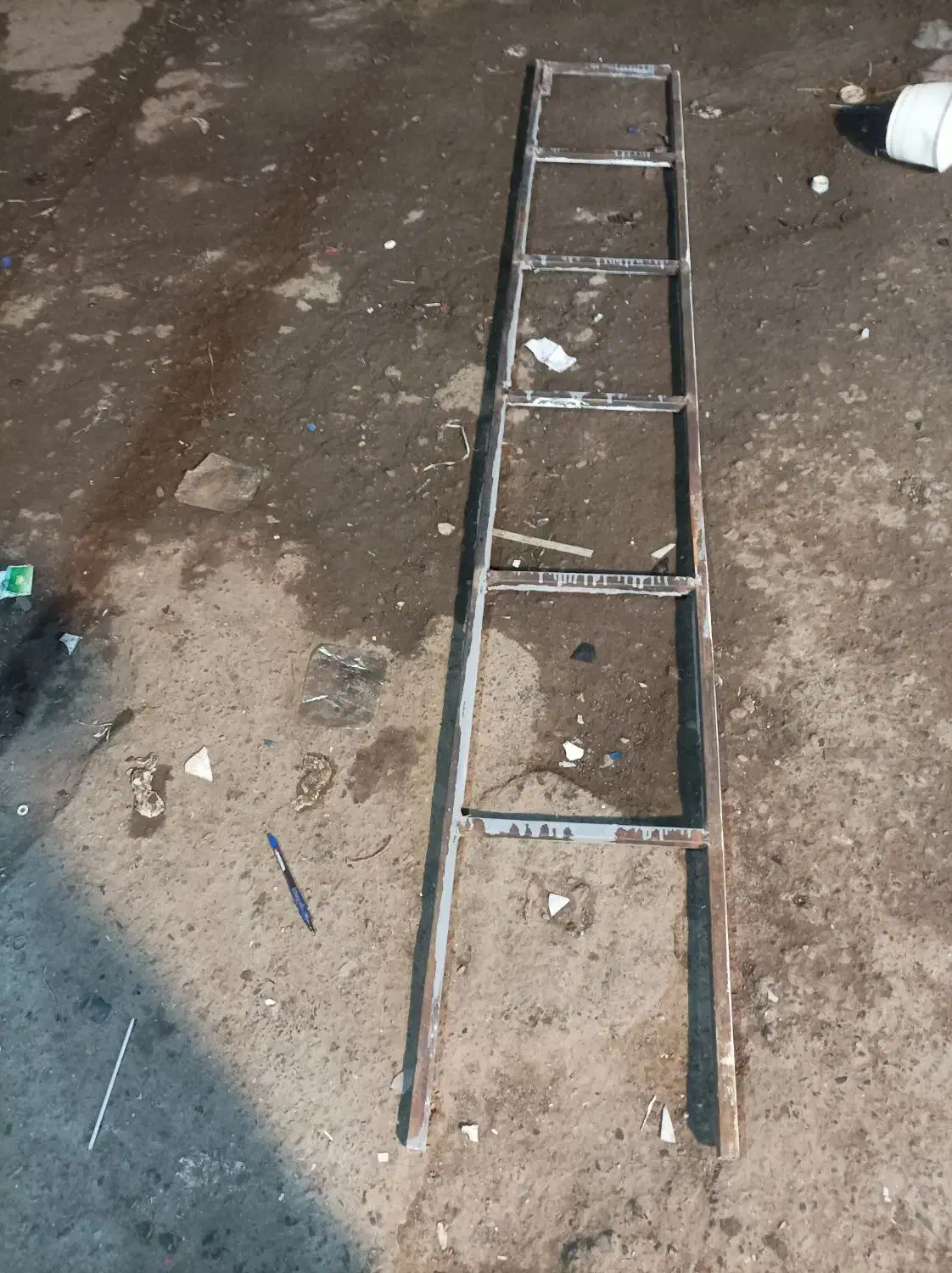 نردبان فلزی آماده|ابزارآلات|رشت, دیلمان|دیوار