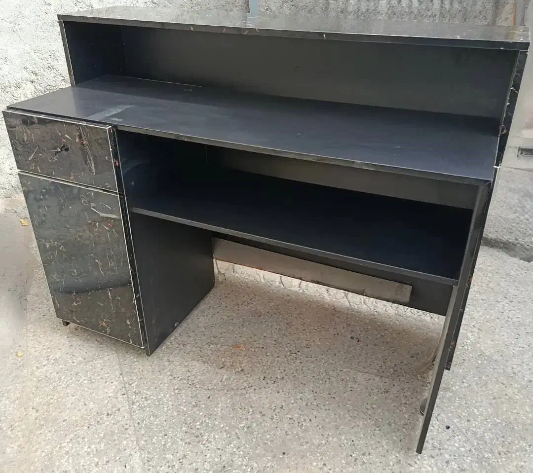 میز منشی شیک و کاربردی برای همه فضاها|دفتر کار|بندرعباس, |دیوار