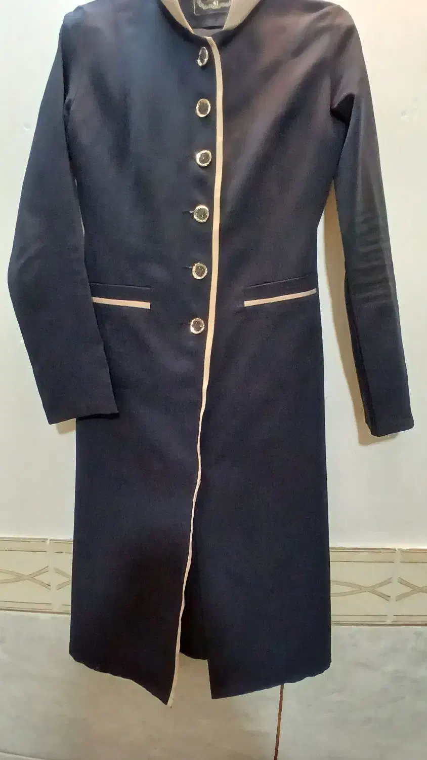 دوتا مانتو|لباس|دامغان, |دیوار