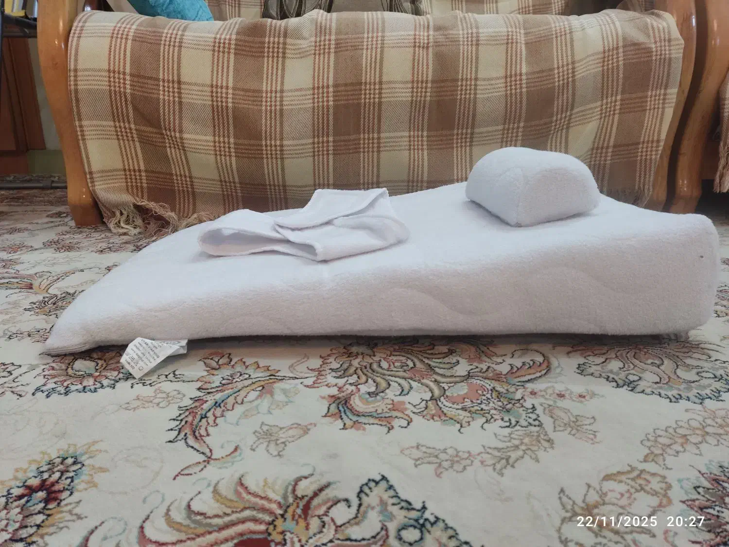 تشک شیبدار آنتی رفلکس مارک isiz|اسباب و اثاث بچه|صدرا-فارس, فاز ۲|دیوار