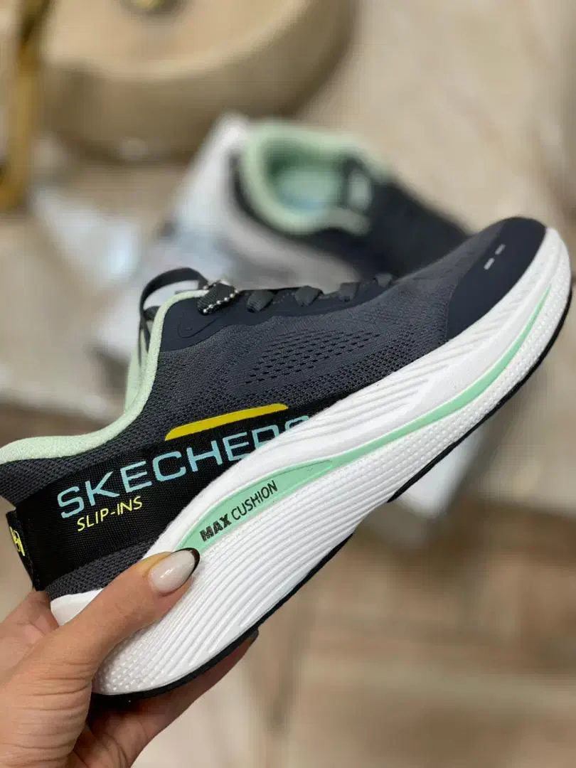 کتونی اسکیچرز|کیف، کفش، کمربند|بندر انزلی, سپه|دیوار