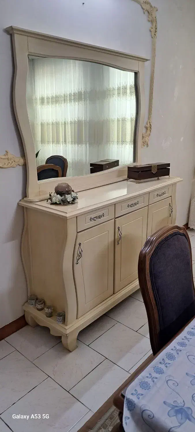 کنسول و آیینه کلاسیک|بوفه، ویترین، کنسول|تهران, تهرانسر شمالی|دیوار
