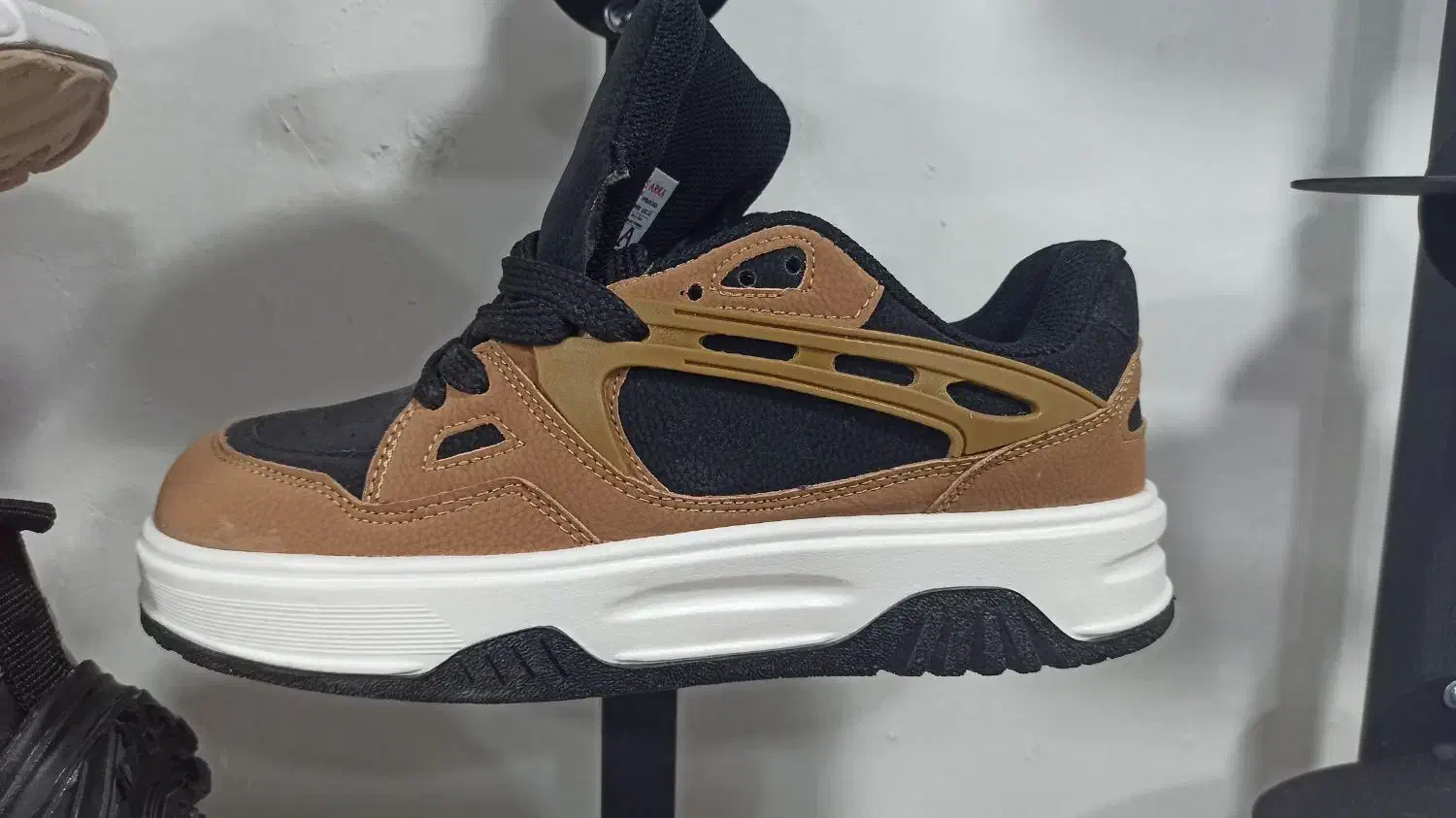 فروشگاه آلفا|لباس|دهدشت, |دیوار