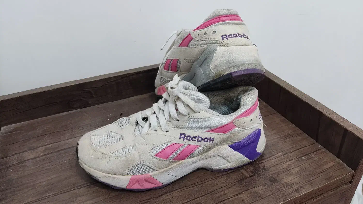 کفش اسپرت|کیف، کفش، کمربند|الوند, |دیوار