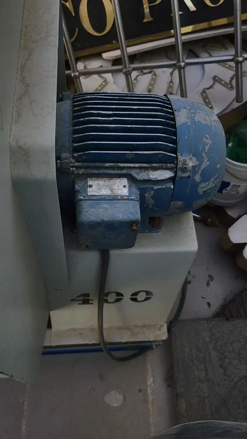 سانتیفیوژ|کافی‌شاپ و رستوران|اصفهان, جاوان|دیوار