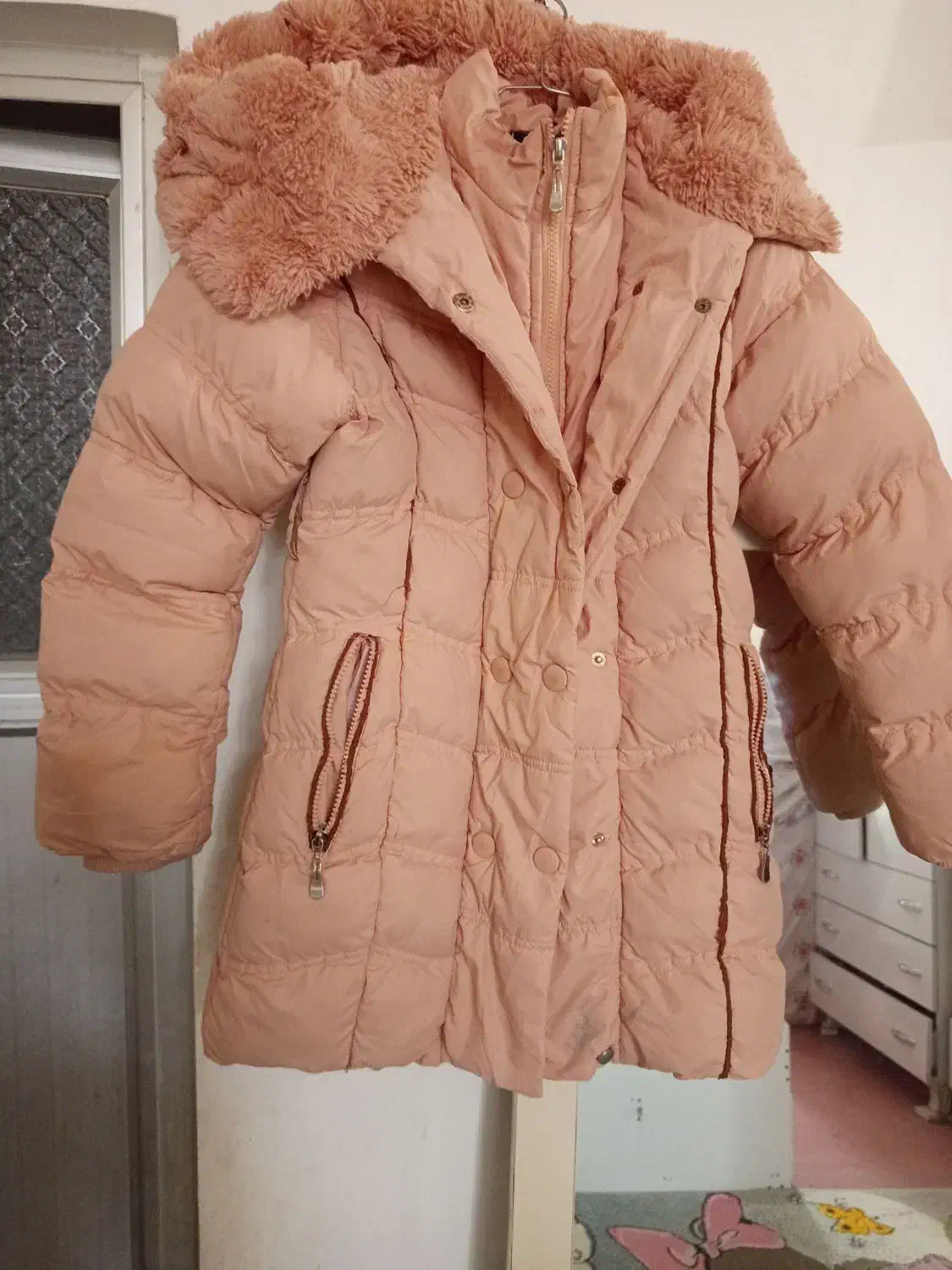 کاپش دخترانه و پالتو پشمی مردانه|کفش و لباس بچه|مرند, |دیوار