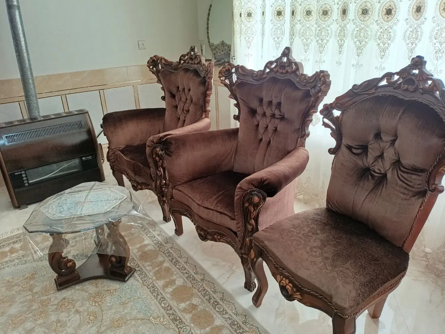 مبل سلطنتی|مبلمان خانگی و میز عسلی|شاهینشهر, عطار|دیوار