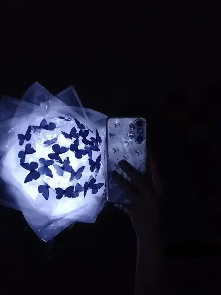 دسته گل|گل مصنوعی|فلاورجان, |دیوار