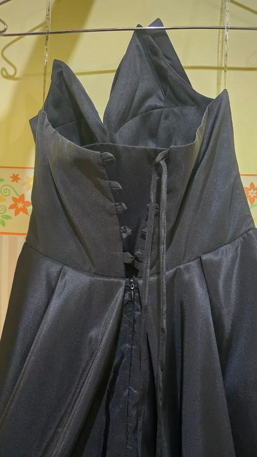 لباس جشن|لباس|اهواز, کوی نیرو|دیوار