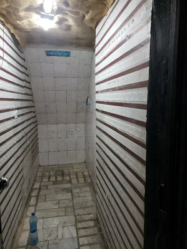 مورد اجاره ای زیرپله ۵متری|اجارهٔ مغازه و غرفه|تهران, زنجان جنوبی|دیوار