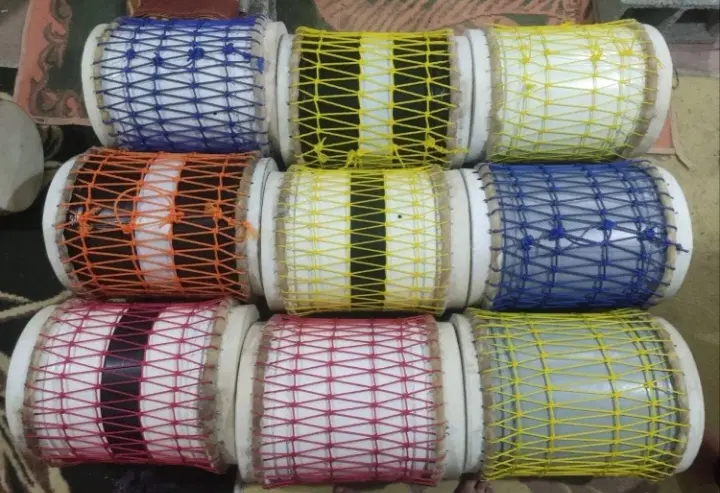 ماه غم|درام و پرکاشن|شیراز, حومه شیراز|دیوار