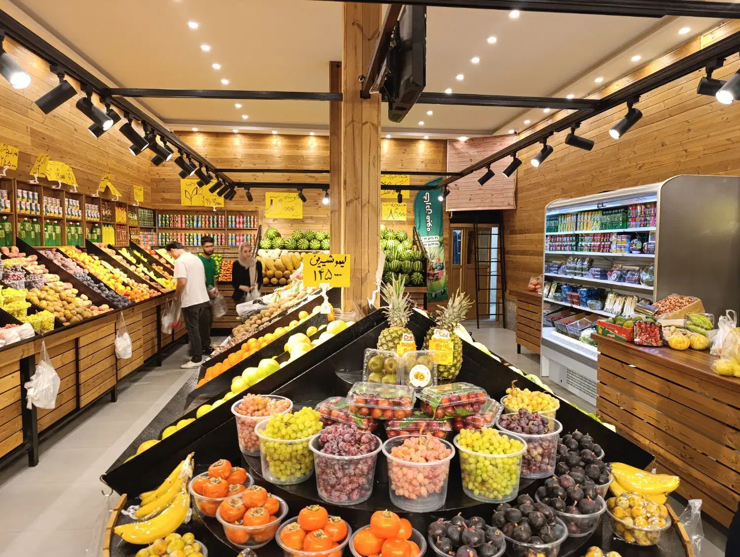 اجاره میوه فروشی یاشراکت|اجارهٔ مغازه و غرفه|تهران, اختیاریه|دیوار