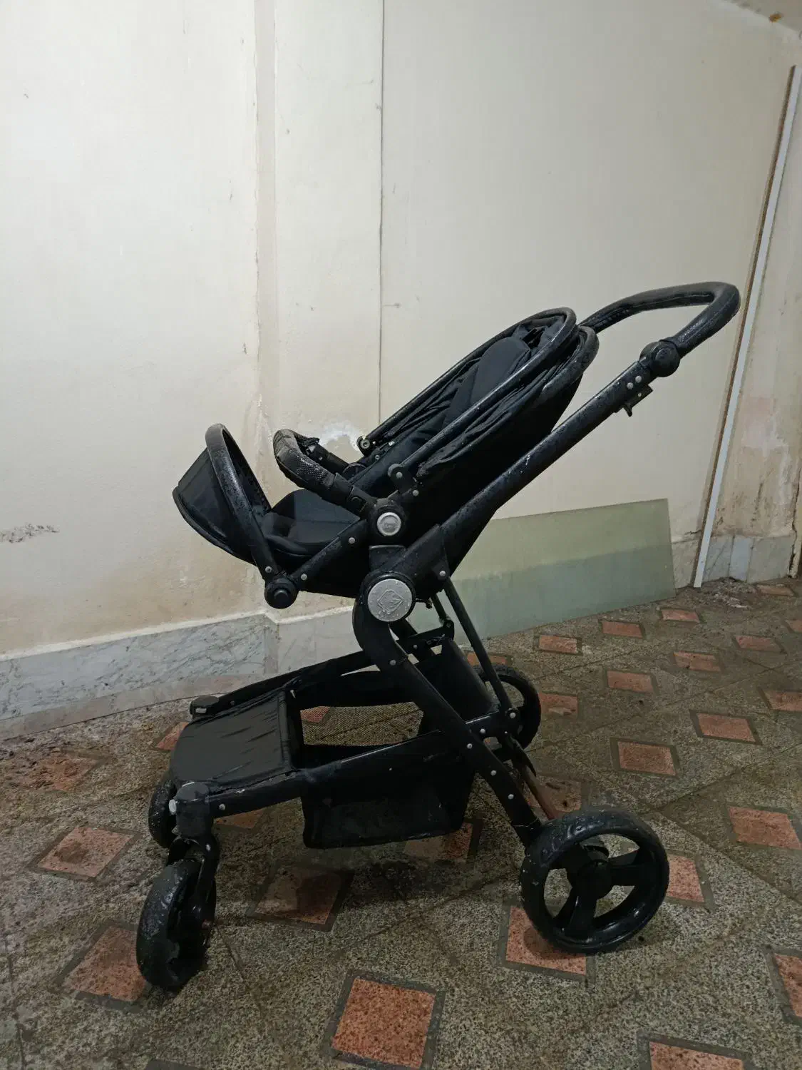 کالسکه نوزاد|کالسکه و لوازم جانبی|رشت, گیل|دیوار