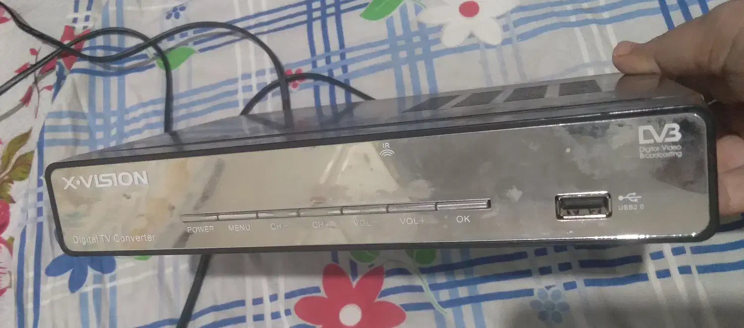 گیرنده دیجیتال ایکس ویژن|صوتی و تصویری|پرند, فاز ۶|دیوار