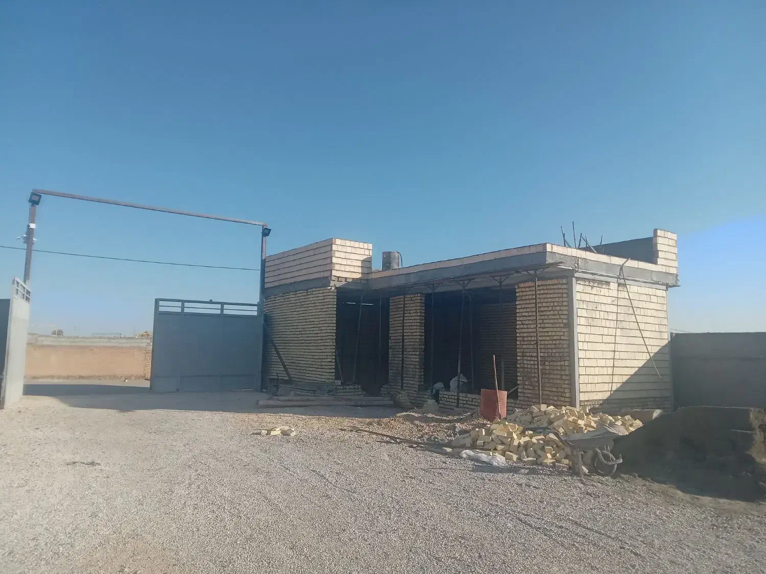 پیمانکار وبنای|خدمات پیشه و مهارت|اصفهان, ورزشگاه نقش جهان|دیوار