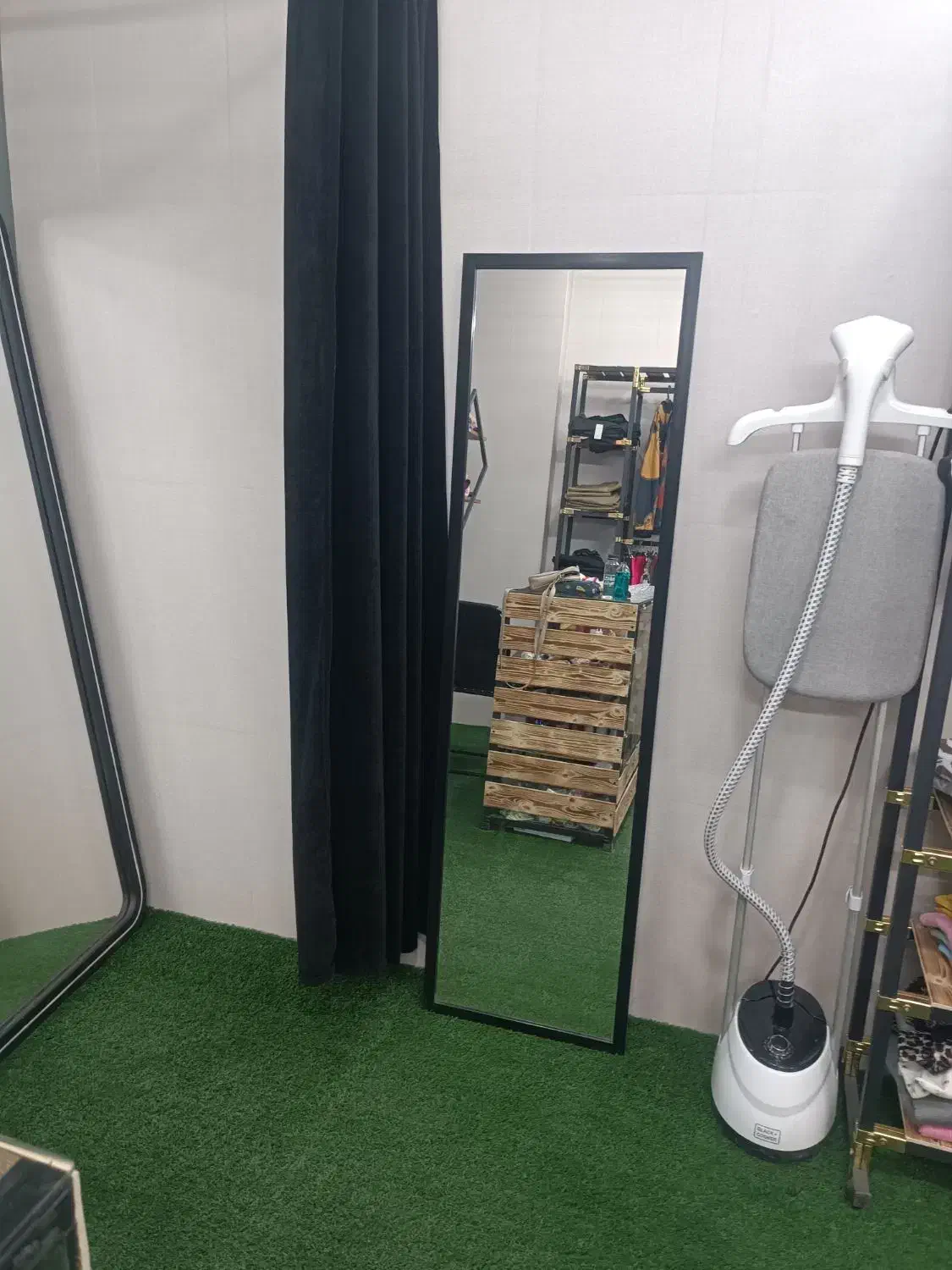 اینه قدی|آینه|پیر بکران, |دیوار