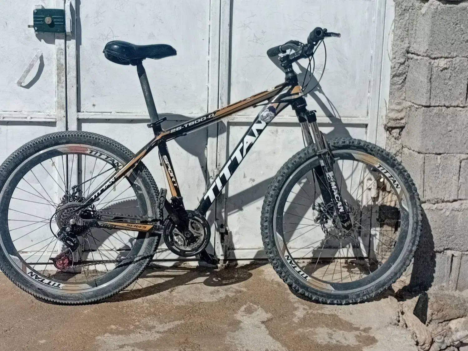 دنده ای ودیسکی|دوچرخه، اسکیت، اسکوتر|لیکک, |دیوار