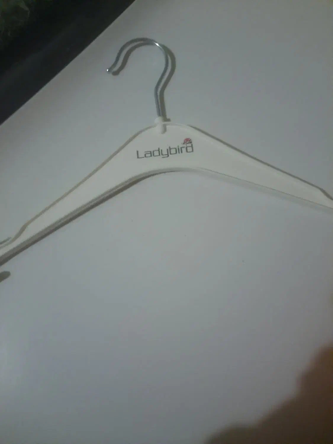 چوب لباس|بندرخت و رخت‌آویز|دورود, |دیوار