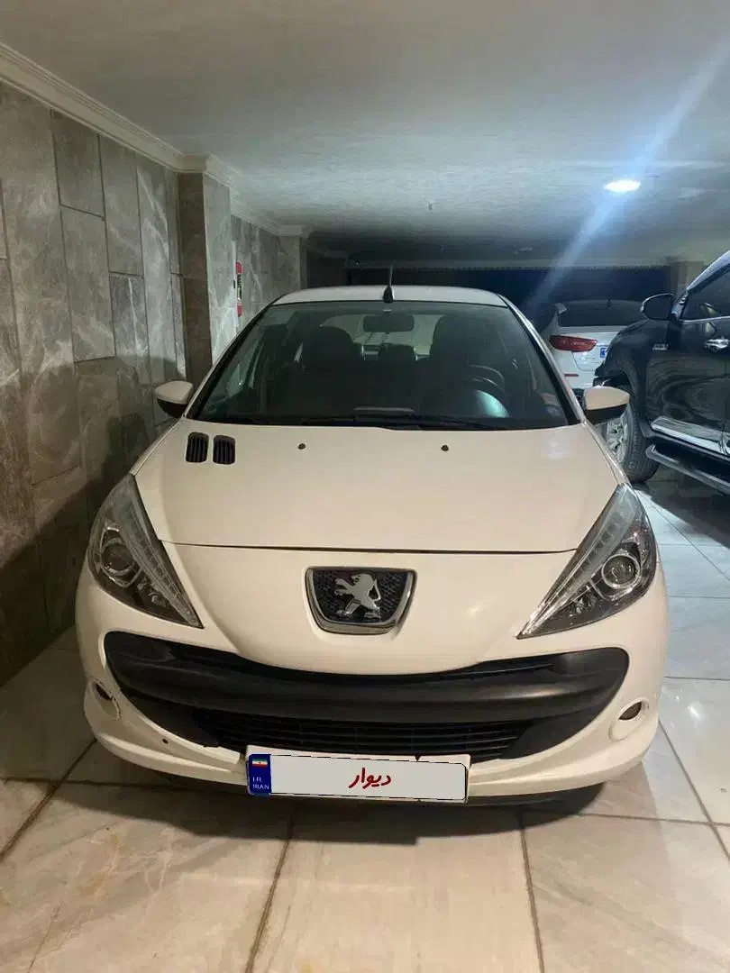 فروش ۲۰۷ اتوماتیک مدل ۹۷|خودرو سواری و وانت|اصفهان, مهدی آباد|دیوار