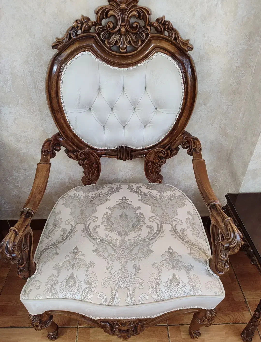 مبل شویی|خدمات نظافت|رشت, گلسار|دیوار