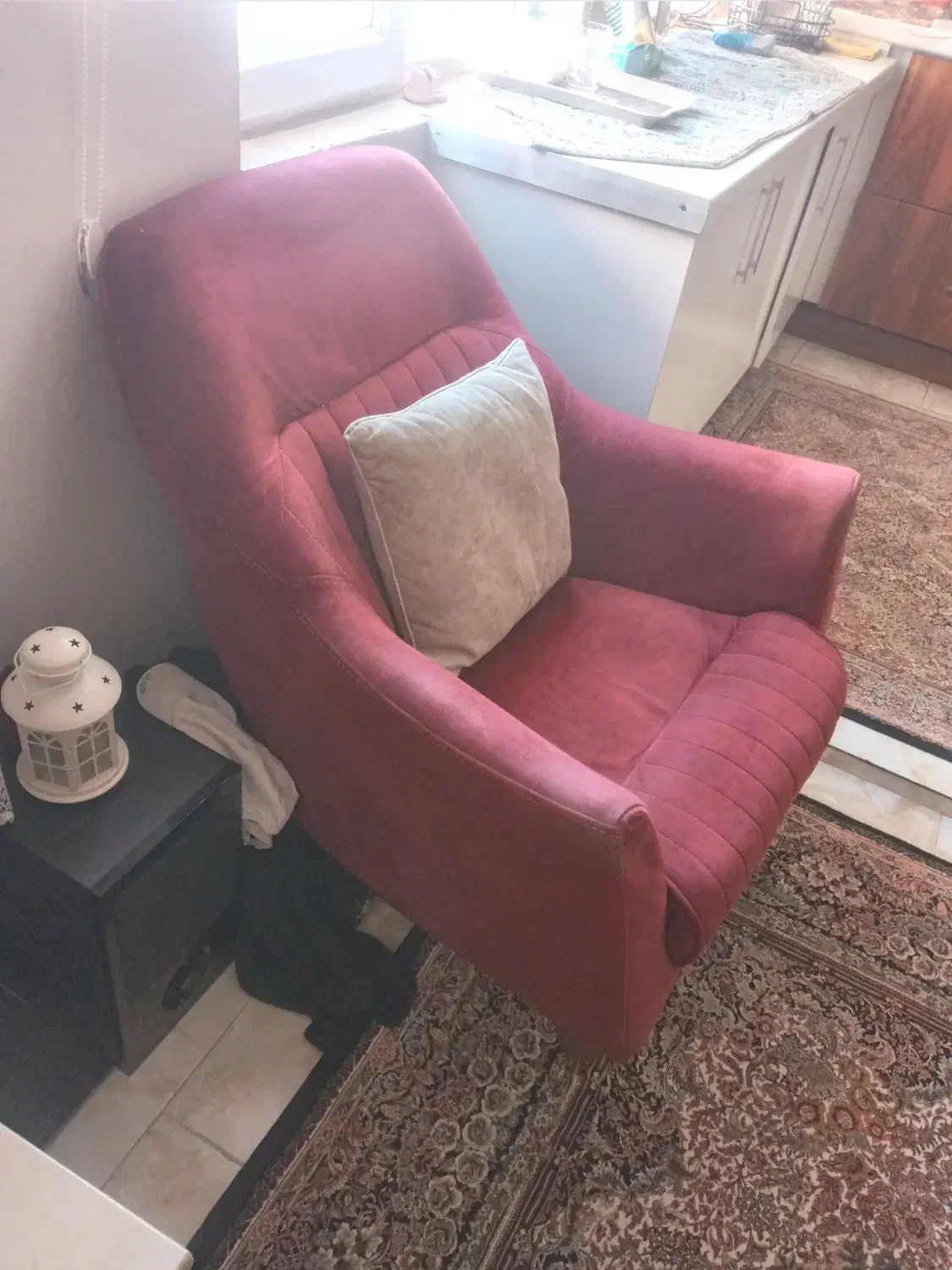 مبلمان کرم زرشکی|مبلمان خانگی و میز عسلی|پرند, فاز ۵|دیوار