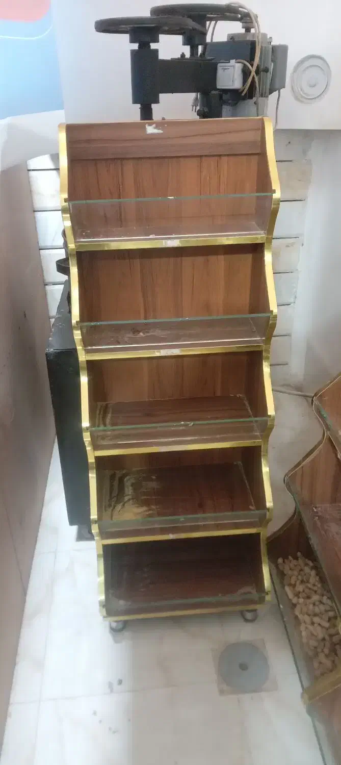 ویترین اجیل|بوفه، ویترین، کنسول|بیرجند, |دیوار