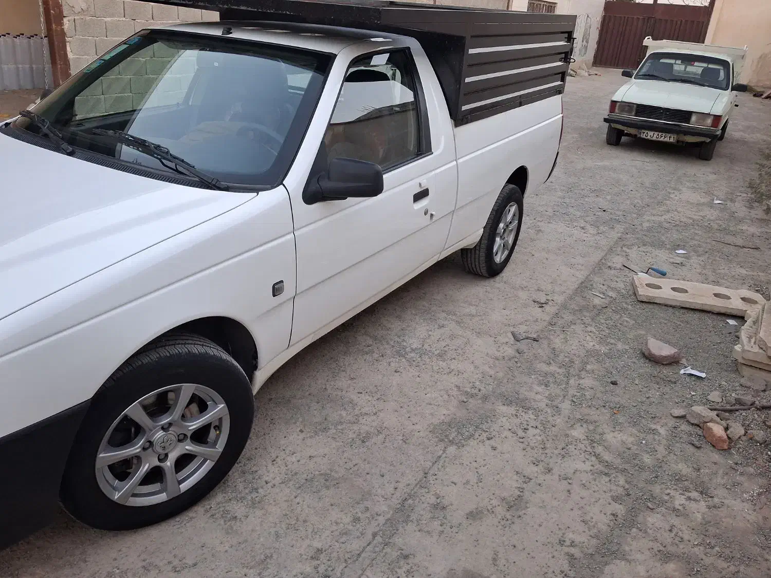 آریسان ۲ مدل ۴۰۳|خودرو سواری و وانت|خرم‌آباد, |دیوار