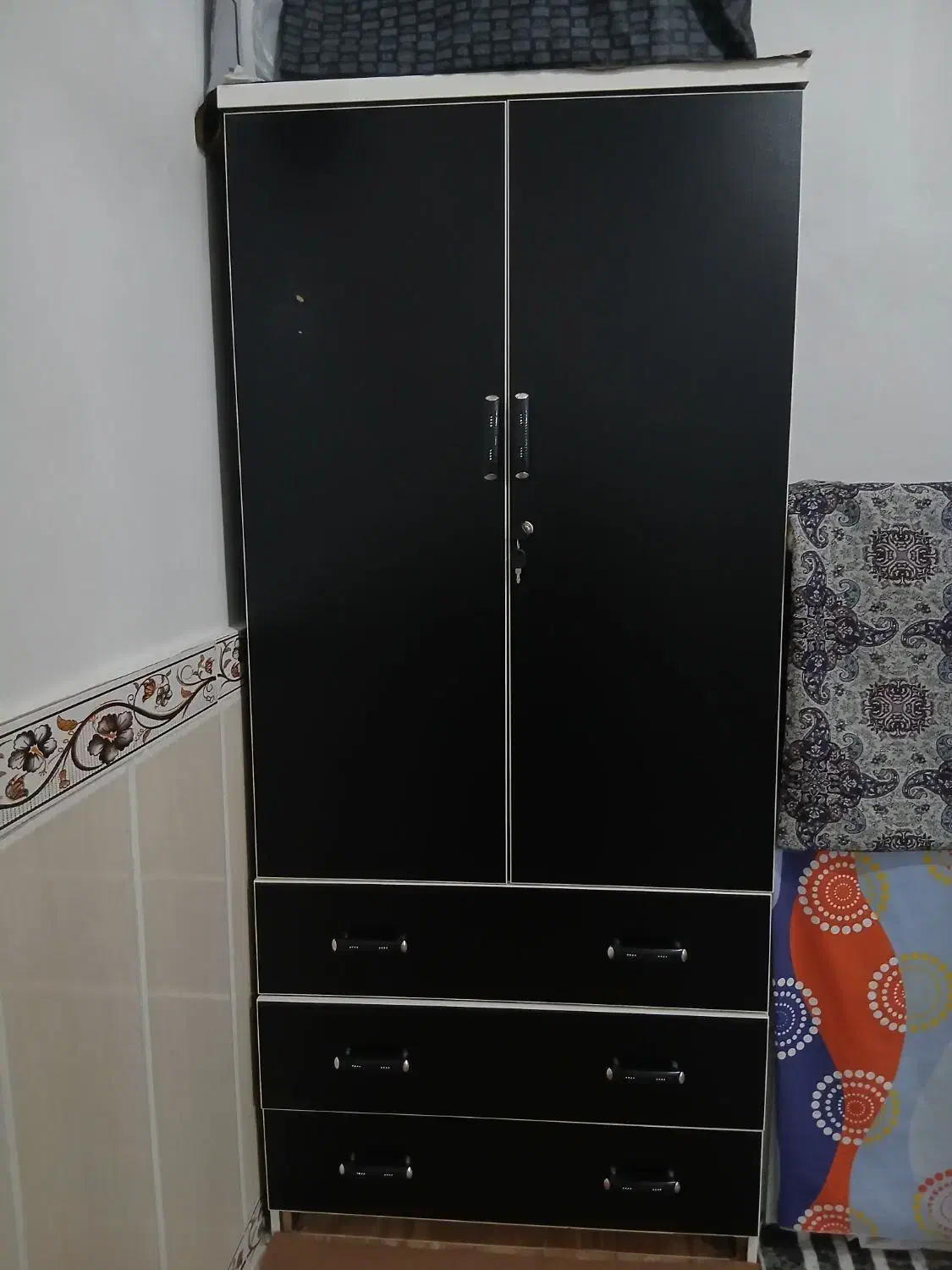 کمد لباس|جاکفشی، کمد، دراور|کرمانشاه, |دیوار