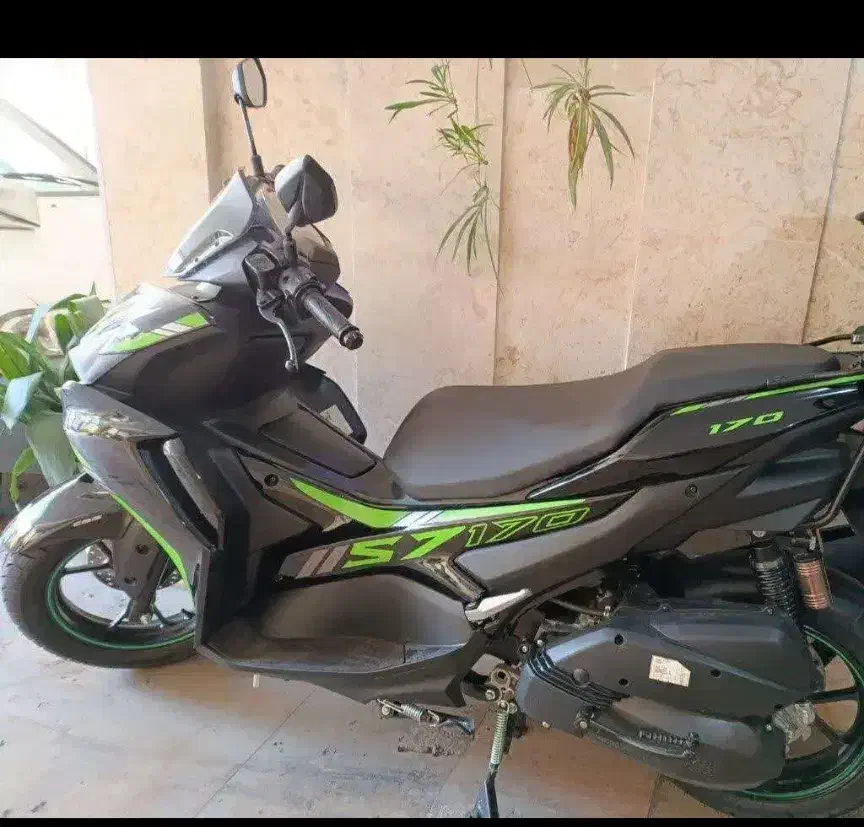 موتور طرح آیروکس کویر کم کار مدل آخر ۱۴۰۳|موتورسیکلت|چمستان, |دیوار