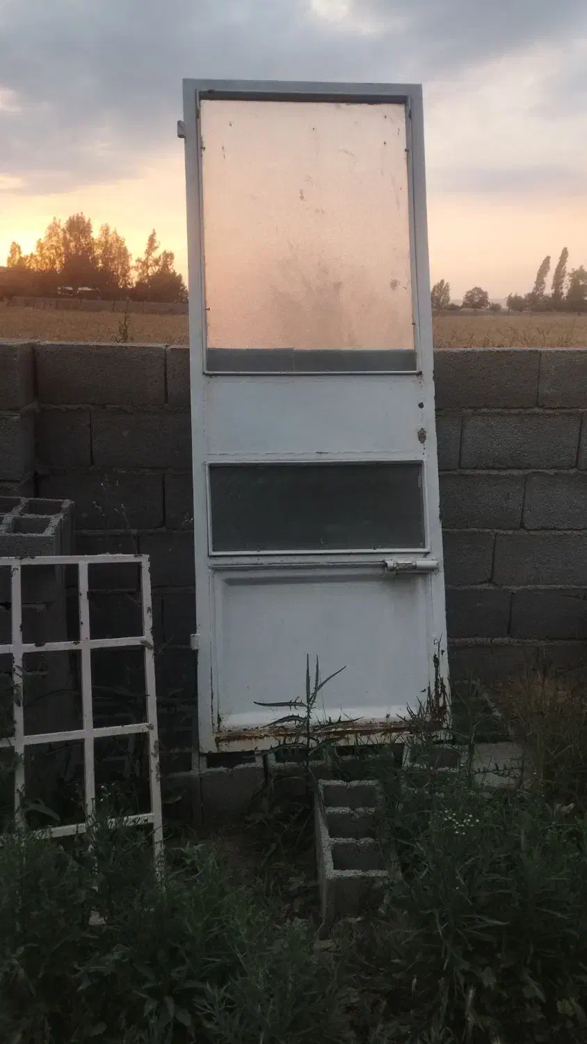 درب آهنی|مصالح و تجهیزات ساختمان|کلاله, |دیوار