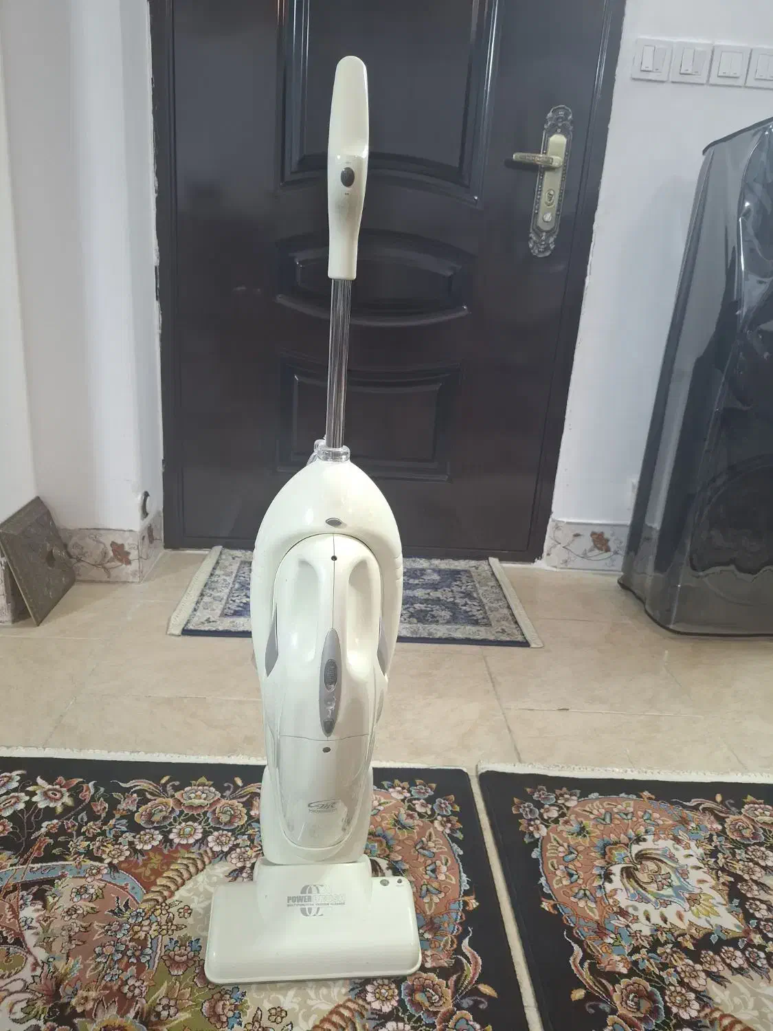 جارو شارژی،کاملا سالم|جاروبرقی، جارو شارژی، بخارشو|قم, پردیسان|دیوار