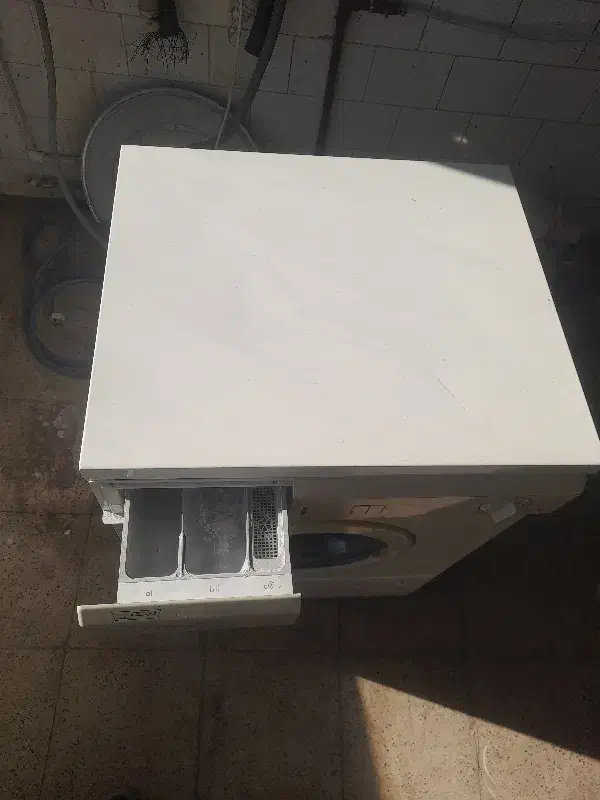 لباسشویی ارج|ماشین لباسشویی و خشک‌کن لباس|میانه, |دیوار