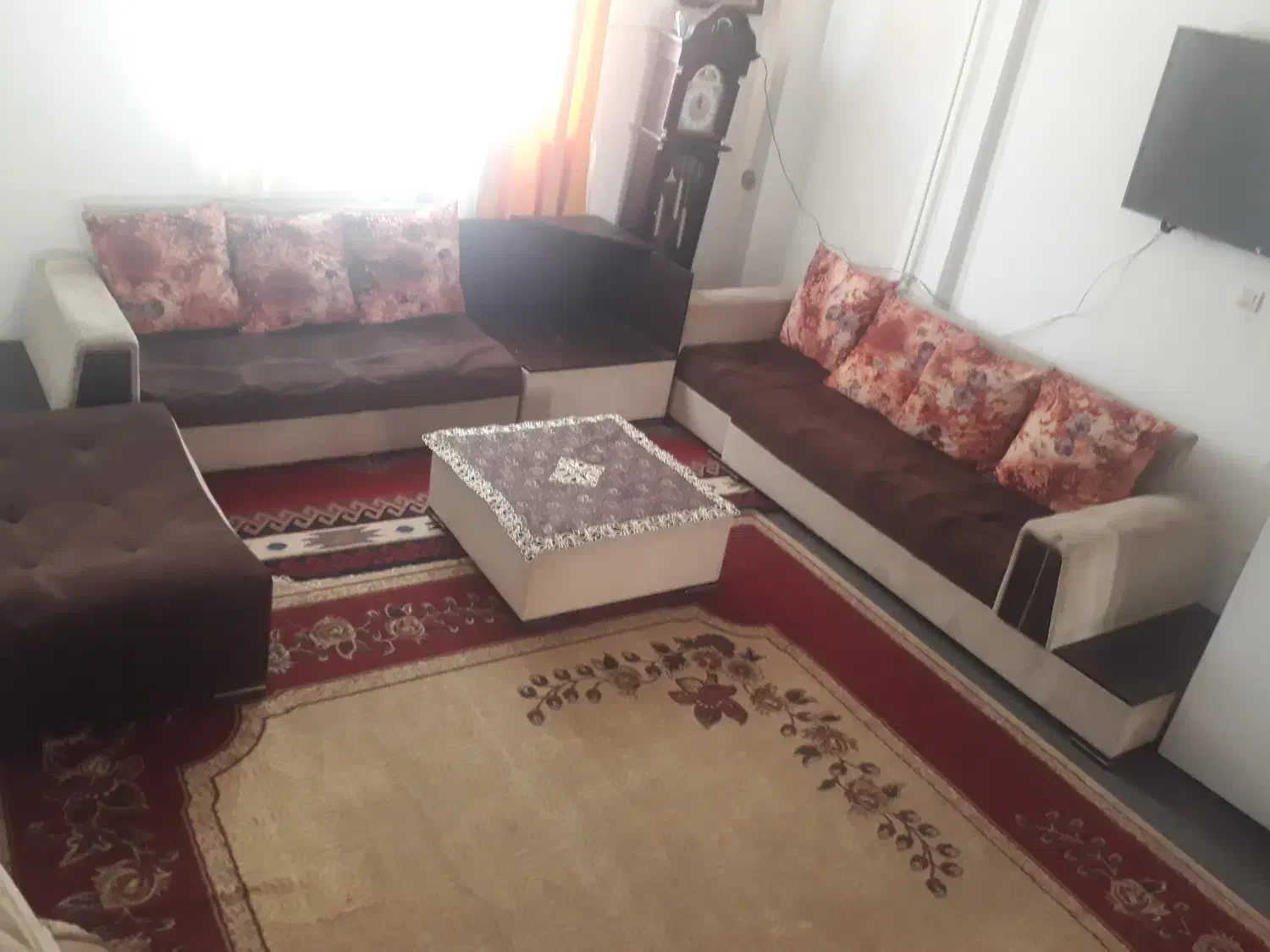 یک دست مبل تمیز ولی کارکرده|مبلمان خانگی و میز عسلی|یاسوج, |دیوار