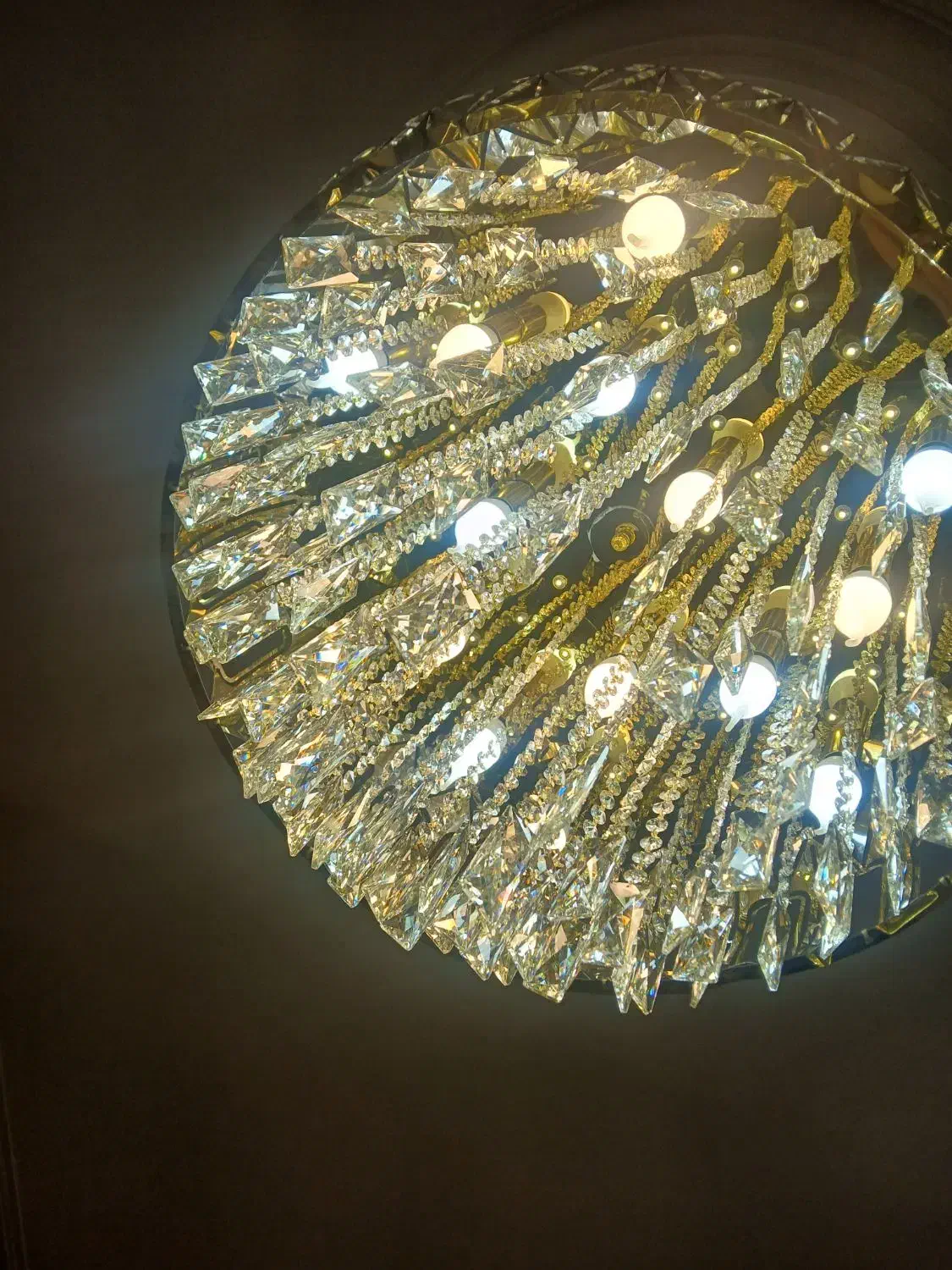 یک عدد لوستر نو|لوستر و چراغ آویز|قزوین, |دیوار