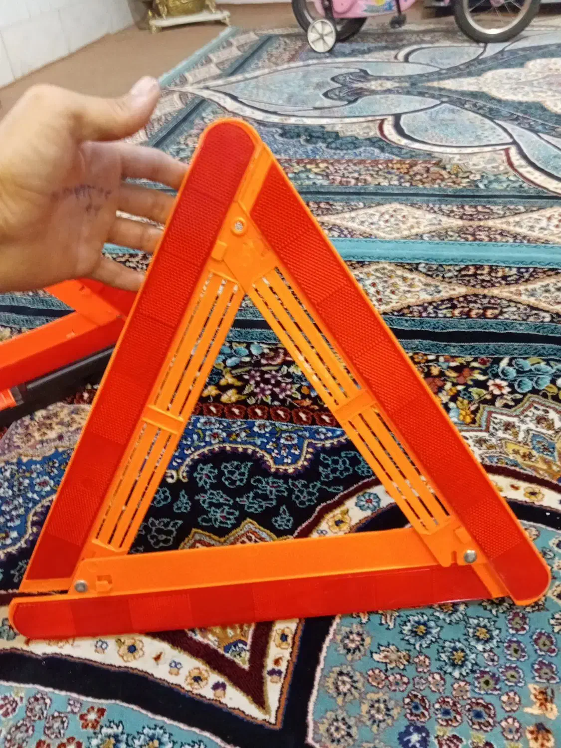 مثلث خطر تاشو|قطعات یدکی و لوازم جانبی|قم, شهرک امام حسین|دیوار