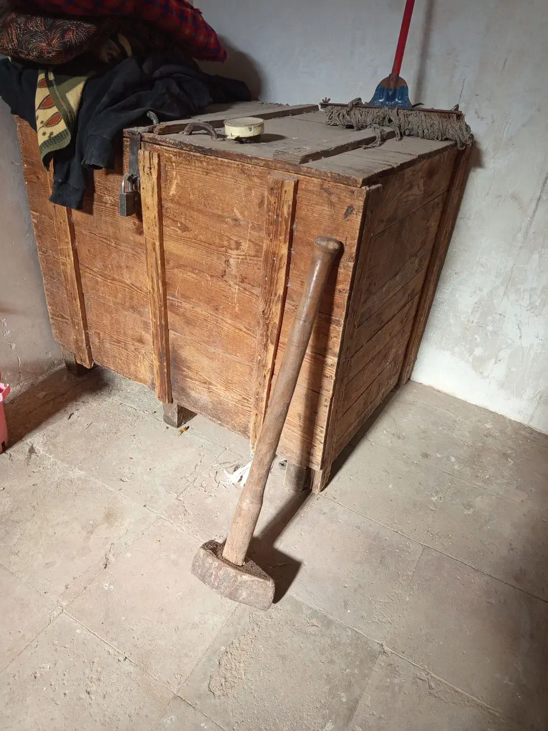 پوتک وصندوق قدیمی|عمده‌فروشی|سبزوار, طبرسی (جعفرآباد)|دیوار