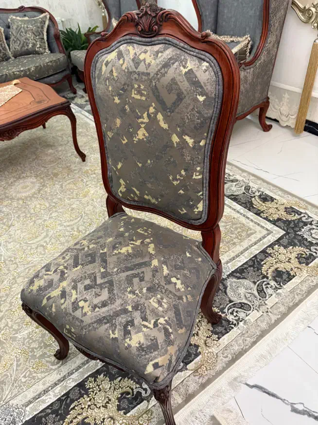 مبل کلاسیک هفت نفره ترکیه با غذاخوری هشت نفره|مبلمان خانگی و میز عسلی|سرعین, |دیوار