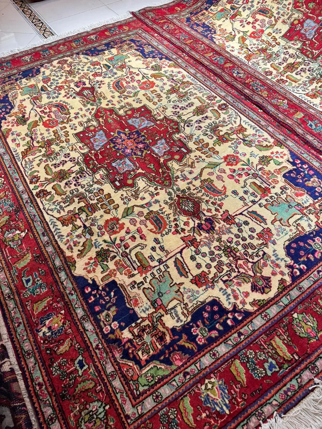 جفت ۶ متری کرم تبریز نقشه بسیار زیبا|فرش|تهران, جهاد|دیوار