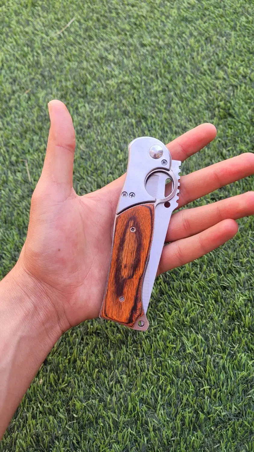 چاقو|کلکسیون اشیاء عتیقه|یزد, |دیوار