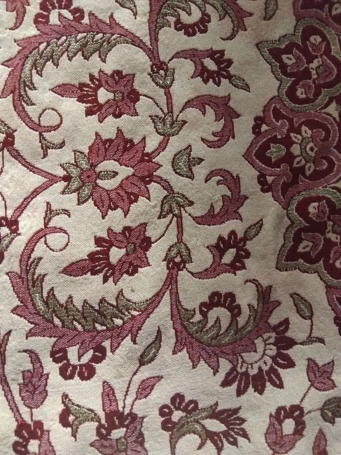 پیداشده|اشیا|مهدی شهر, |دیوار