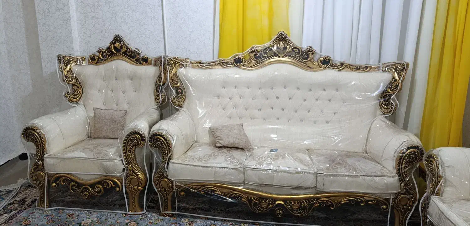 فروش مبل سلطنتی تمیز و نو|مبلمان خانگی و میز عسلی|مسجد سلیمان, |دیوار