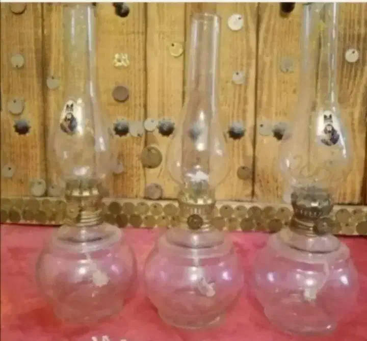 چراغ نفتی گردسوز برنجی|کلکسیون اشیاء عتیقه|مشهد, کوه سنگی|دیوار