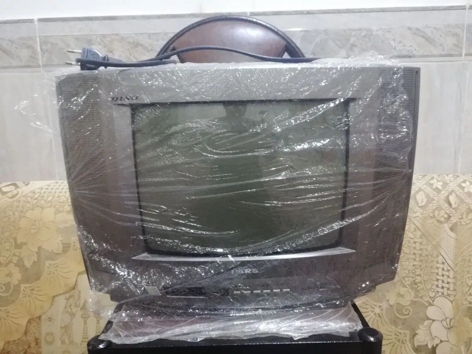 تلویزیون ۱۴ اینچ پارس مناسب برای دوربین مدار بسته|تلویزیون و پروژکتور|اندیمشک, |دیوار