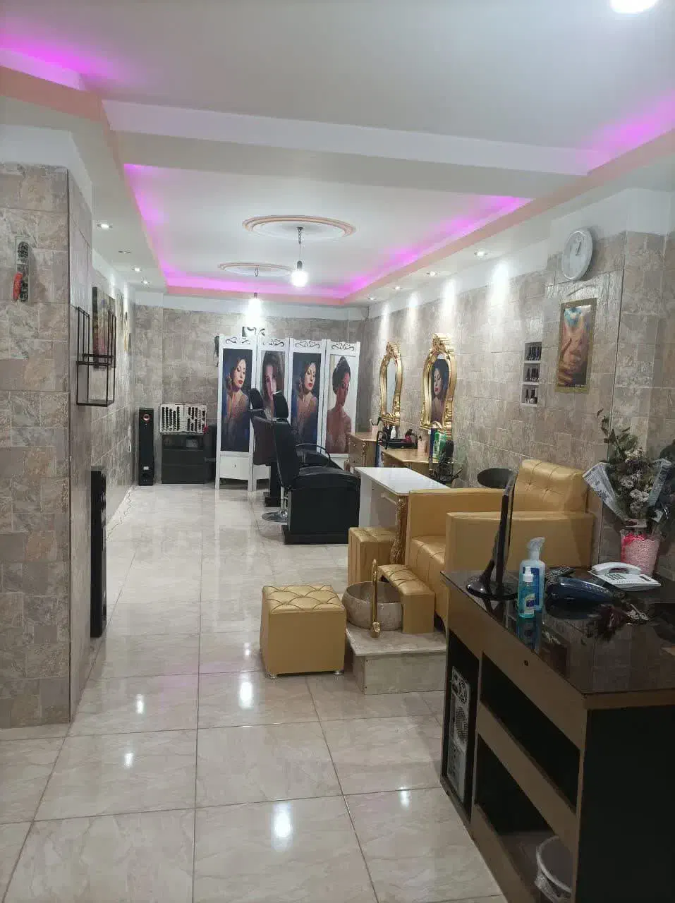 اجاره ۱واحدتجاری ۱واحد ۵۰متری|اجارهٔ مغازه و غرفه|آبسرد, |دیوار