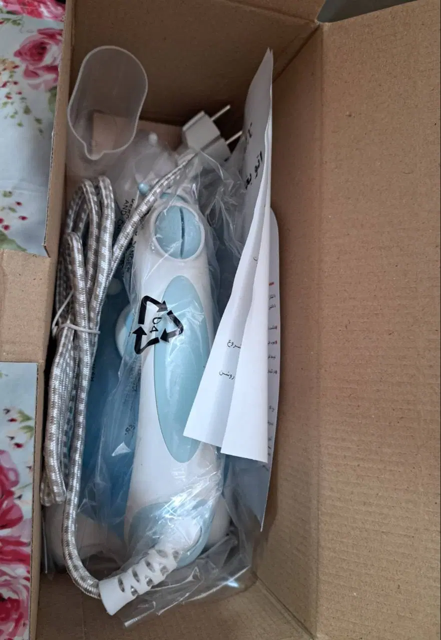 اتوبخاراکبندقدیمی کاملا اکبند|اتو و لوازم اتو|تهران, نیروی هوایی (پیروزی)|دیوار