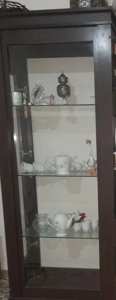 گنجه تمیز بدون خط خش|بوفه، ویترین، کنسول|قوچان, |دیوار