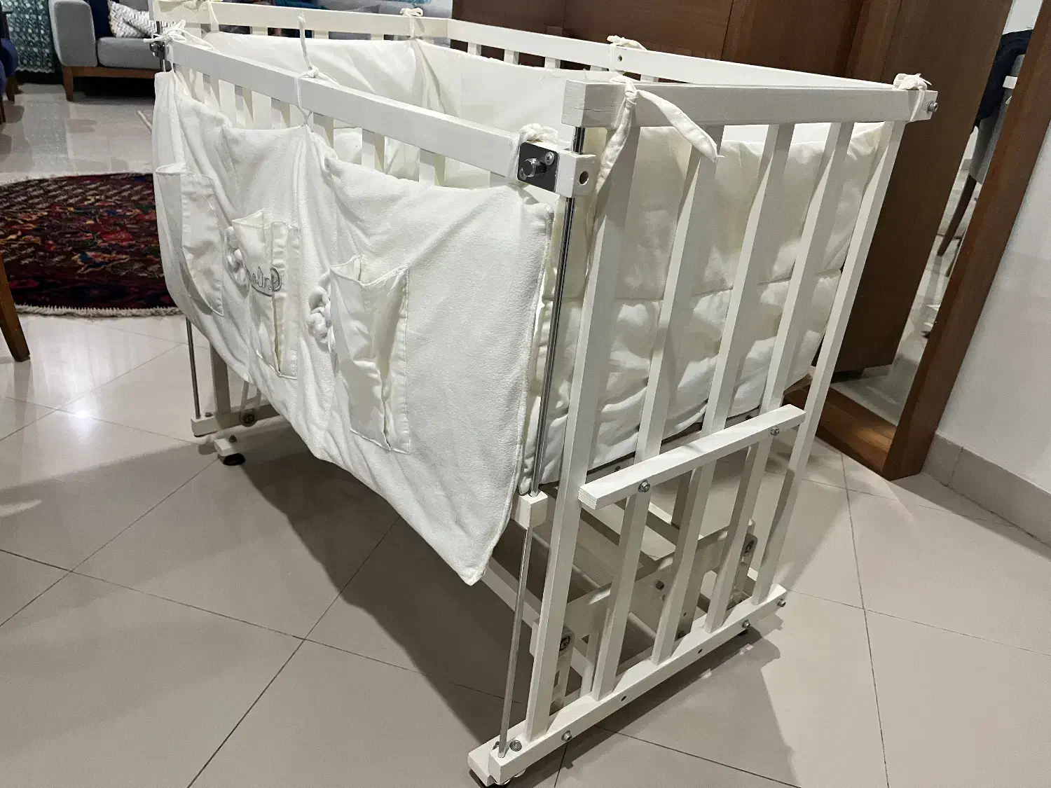 تخت کنار مادر|تخت و صندلی بچه|تهران, گاندی|دیوار