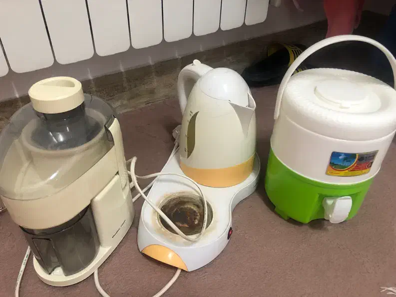 وسایل آشپزخانه|آبمیوه‌گیر و آب‌مرکبات‌گیر|قم, باغ پنبه|دیوار