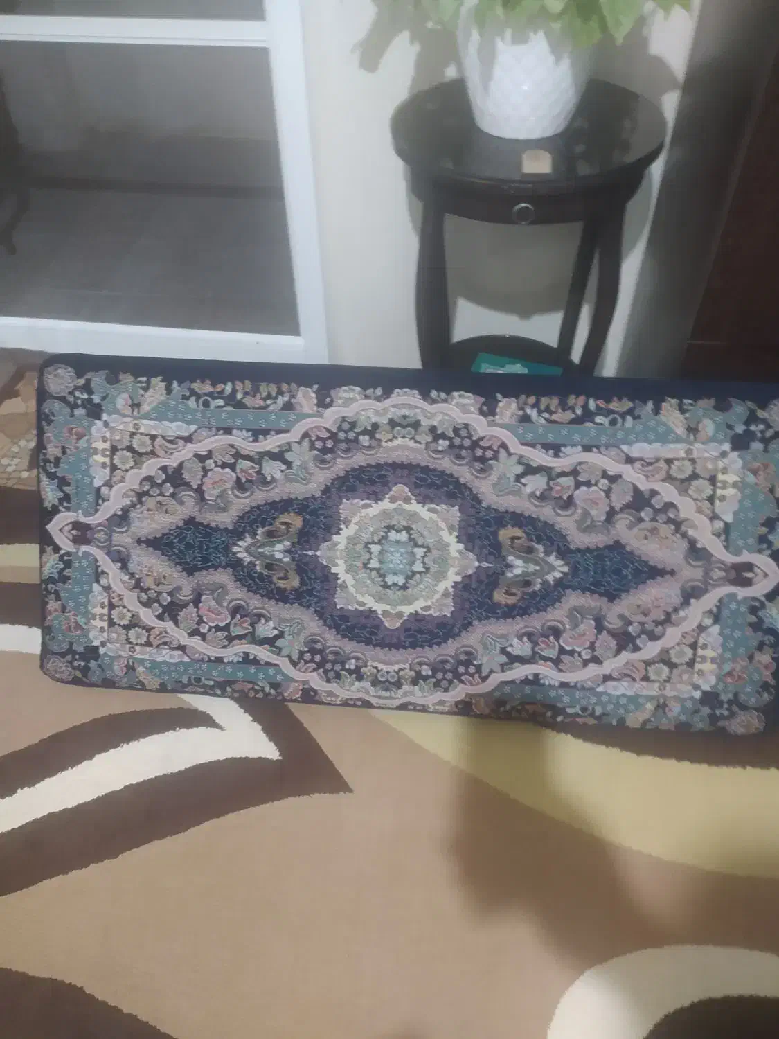 پشتی ،پادری|پشتی|فولادشهر, B5|دیوار