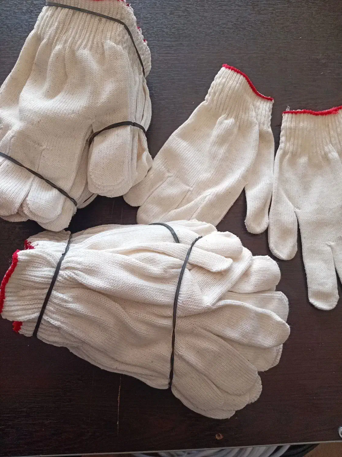 دستکش نخی|لباس|قهدریجان, |دیوار